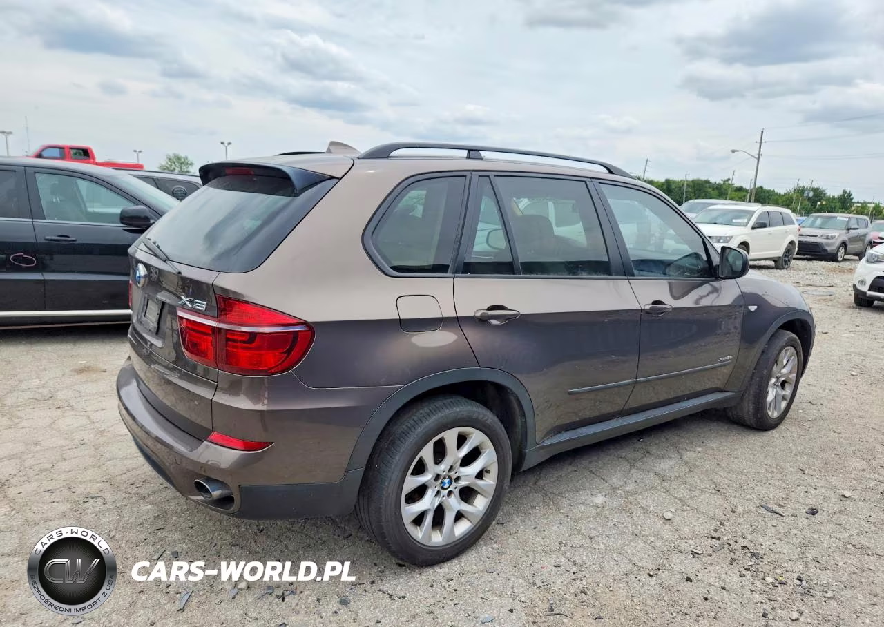 2011 BMW X5 xDrive35I VIN:5UXZV4C59BL414434 - 3