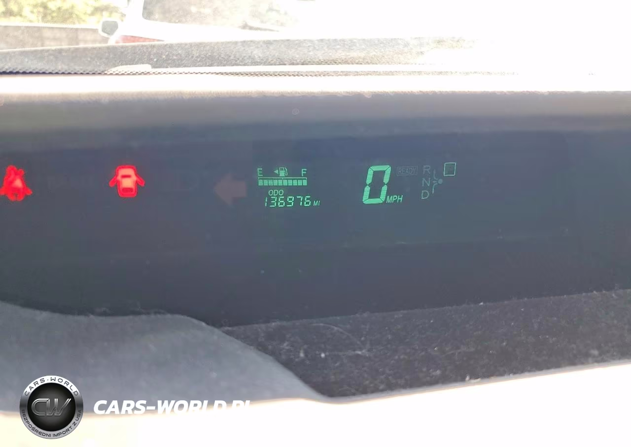 2004 Toyota Prius Base VIN:JTDKB20U640112356 - 9