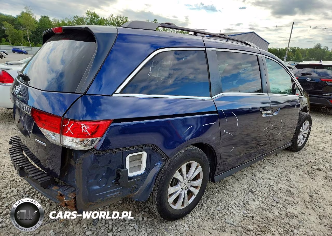 2016 Honda Odyssey Se VIN:5FNRL5H38GB032670 - 3
