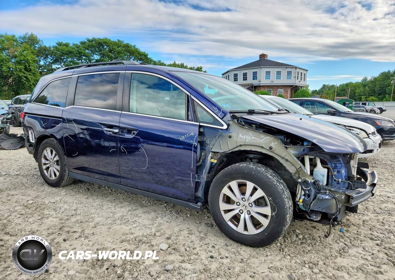 2016 Honda Odyssey Se VIN:5FNRL5H38GB032670 - 4