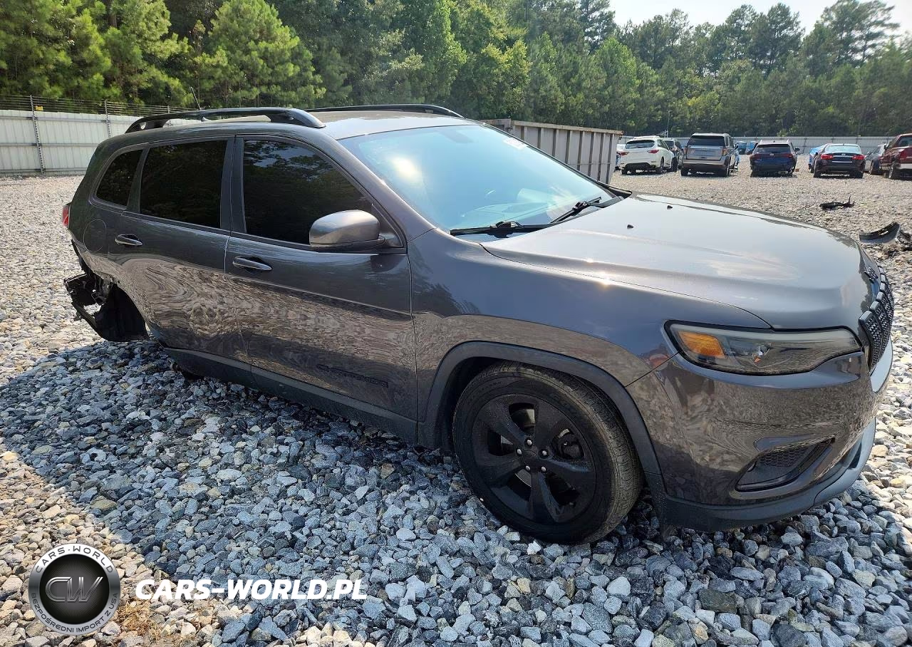 2019 Jeep Cherokee Latitude Plus VIN:1C4PJLLB9KD462370 - 4