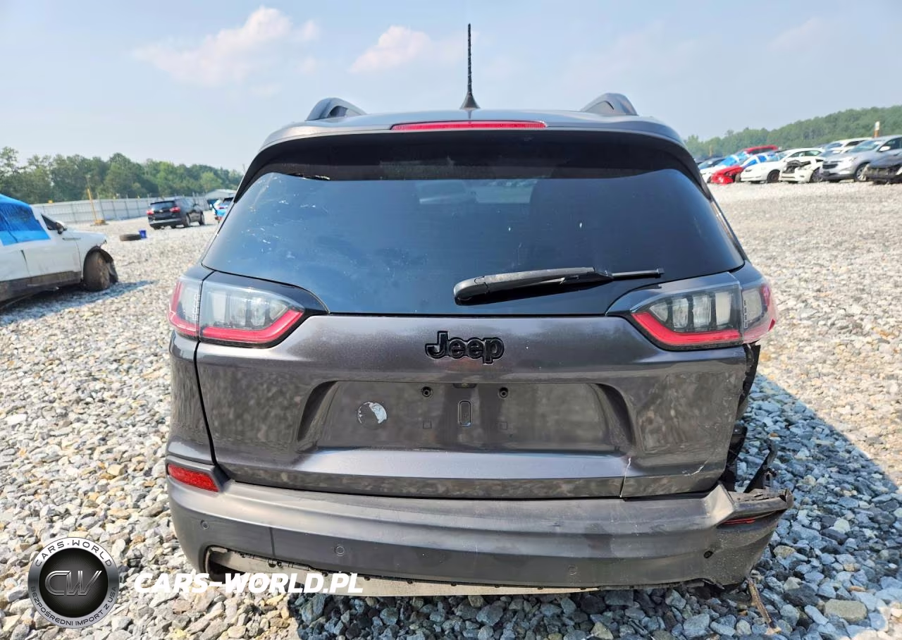 2019 Jeep Cherokee Latitude Plus VIN:1C4PJLLB9KD462370 - 6