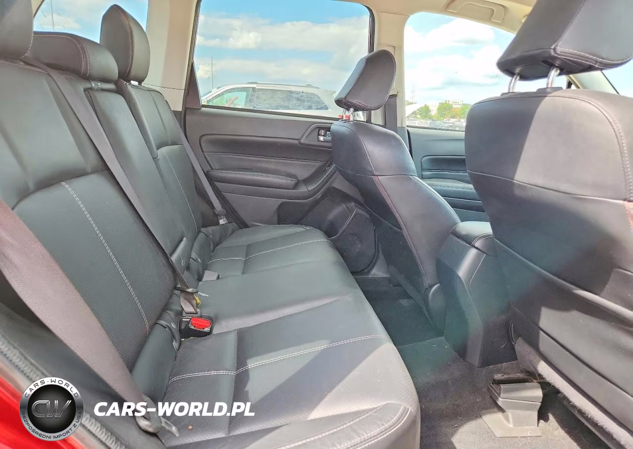 2018 Subaru Forester 2.5I Touring VIN:JF2SJAWC1JH567092 - 10