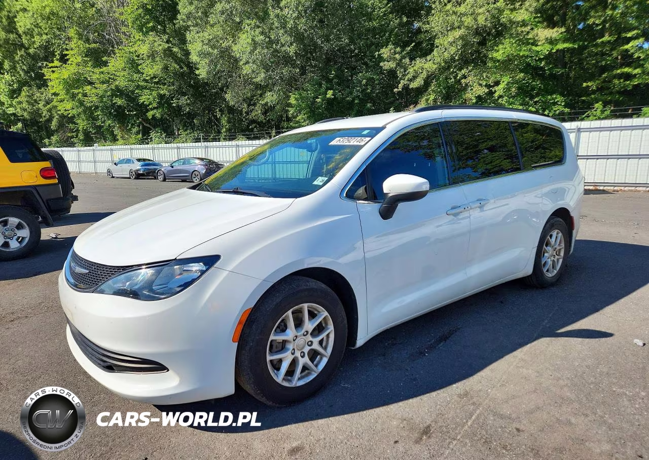 2020 Chrysler Voyager Lxi