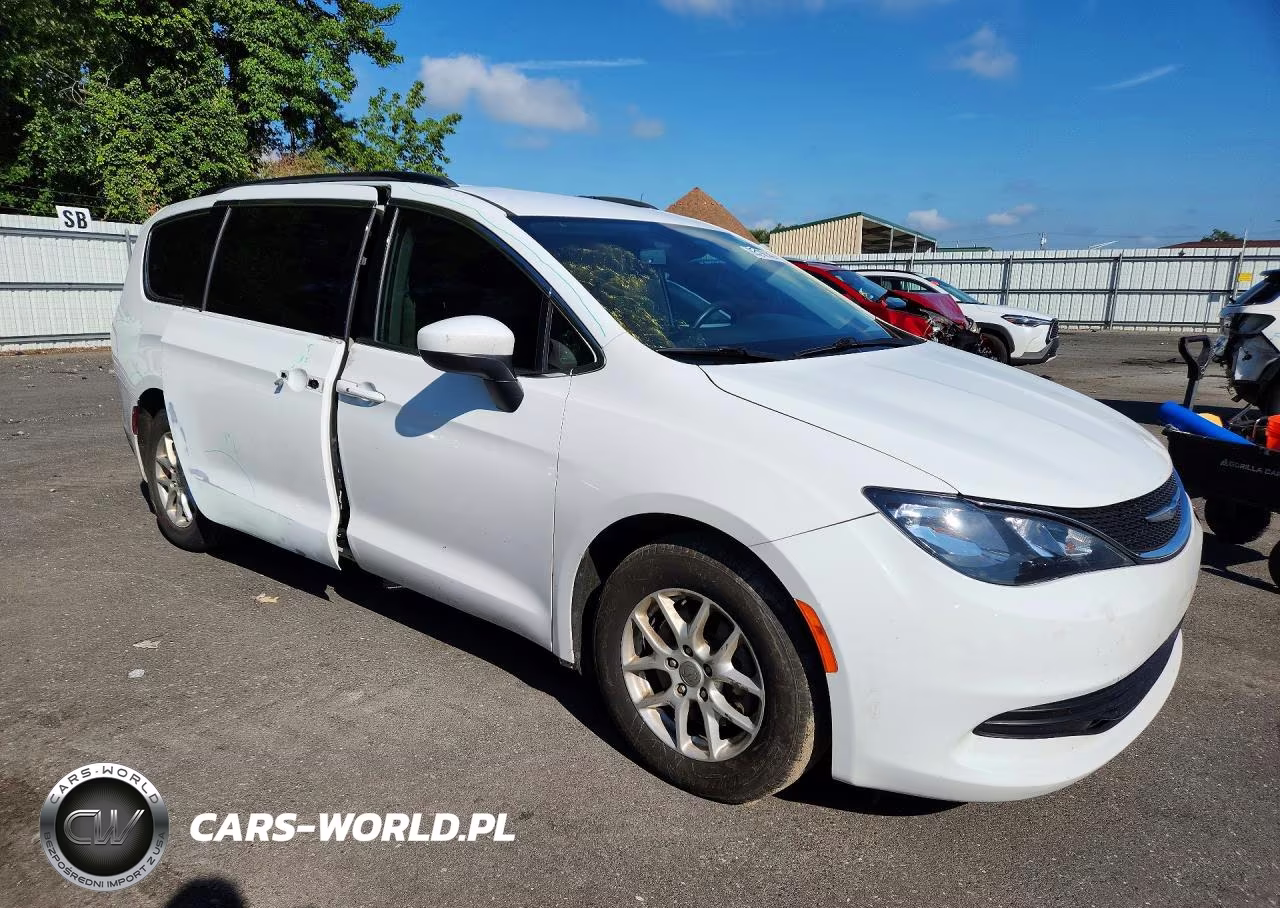 2020 Chrysler Voyager Lxi VIN:2C4RC1DG8LR156972 - 4