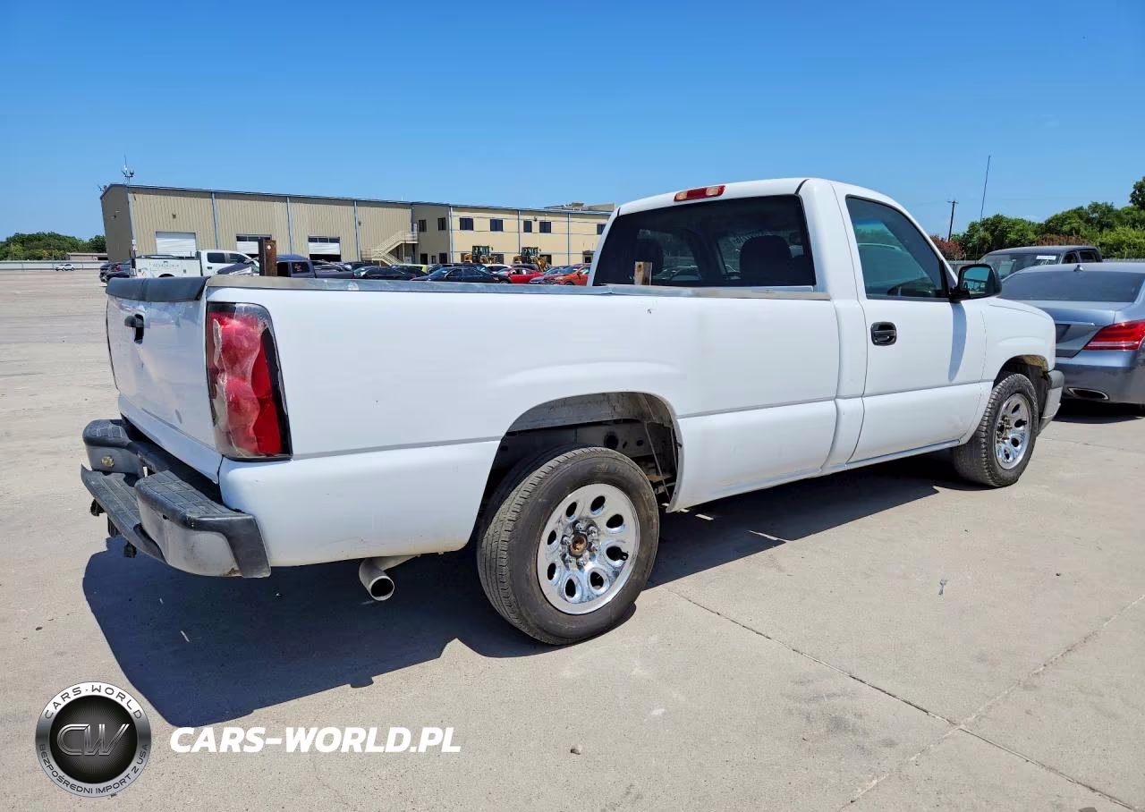 2005 Chevrolet Silverado C1500 VIN:1GCEC14V15Z353939 - 3