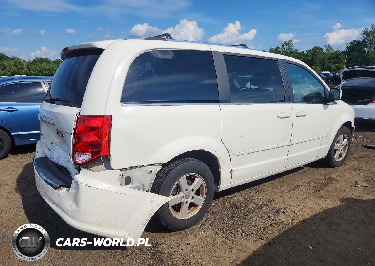 2011 Dodge Grand Caravan Crew VIN:2D4RN5DG0BR693290 - 3