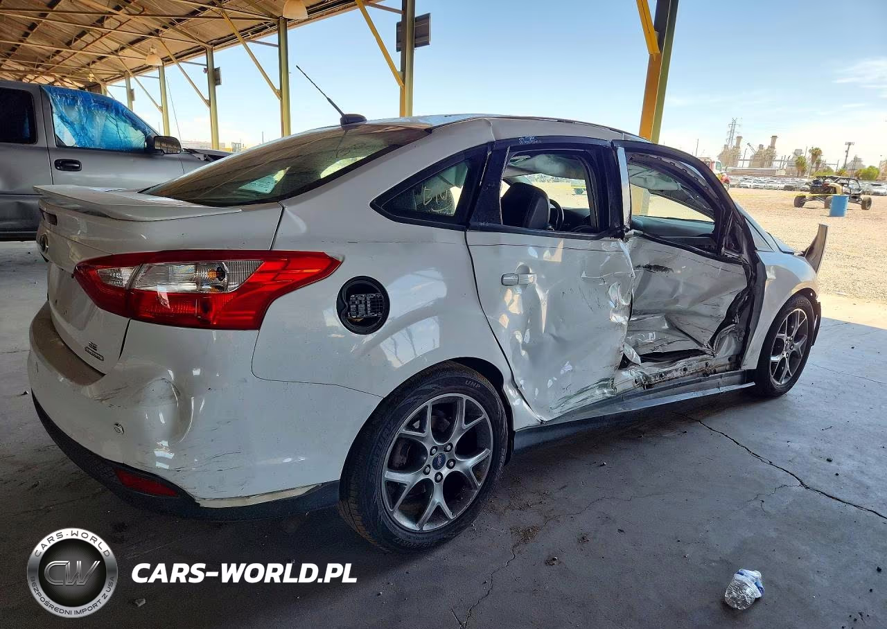 2013 Ford Focus Se VIN:1FADP3F27DL363297 - 3