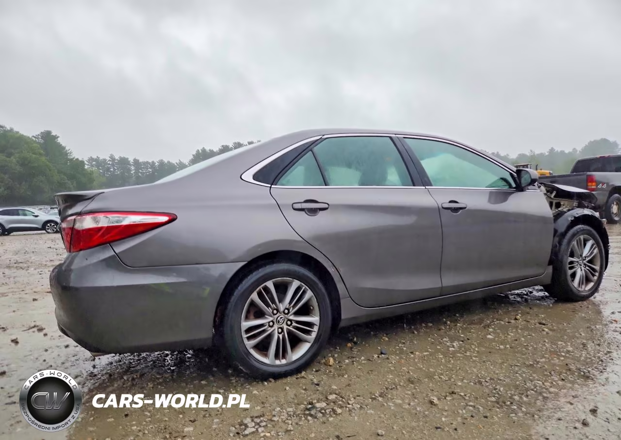2015 Toyota Camry Se VIN:4T1BF1FK6FU891320 - 3
