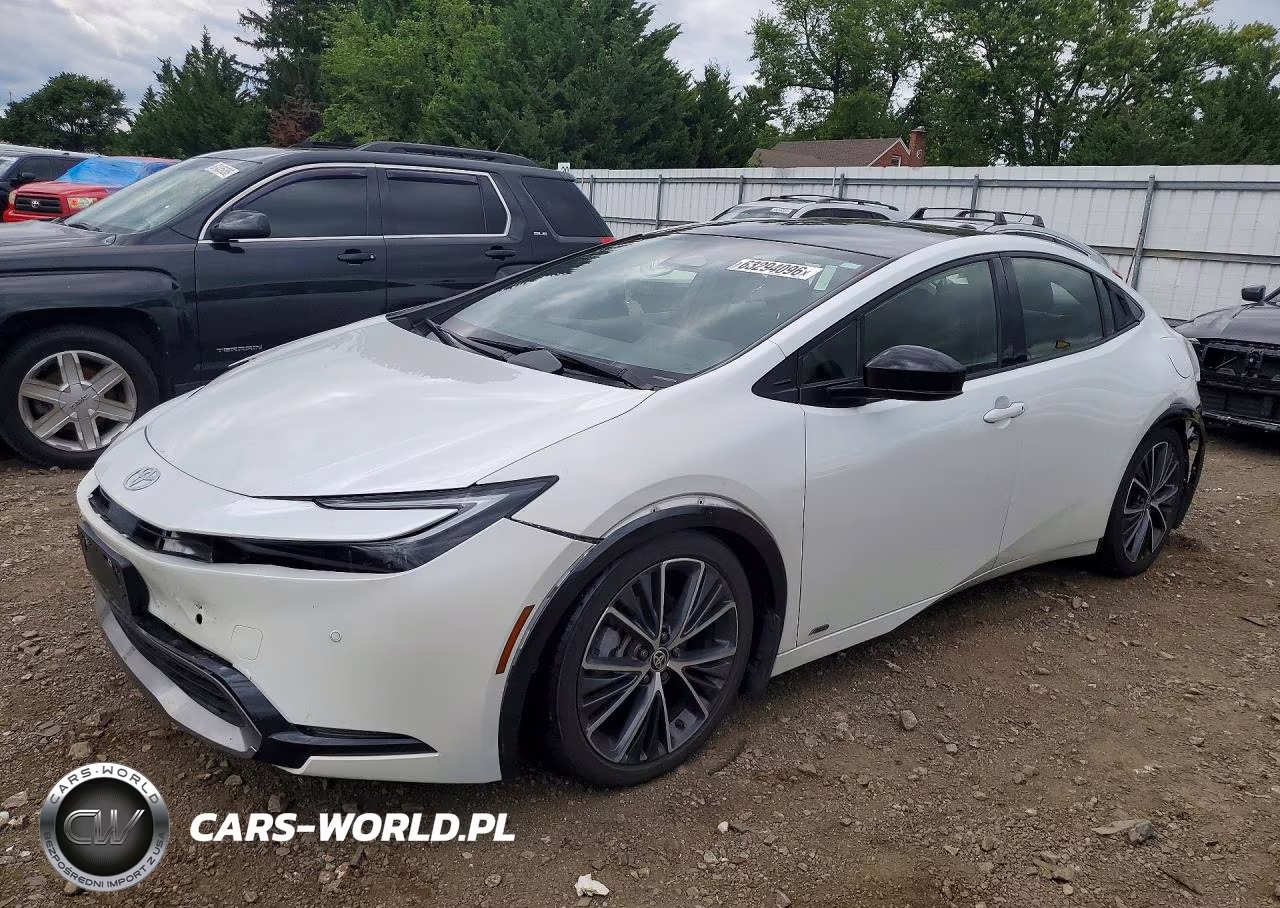 2023 Toyota Prius Xle – zdjęcie 1 z 13