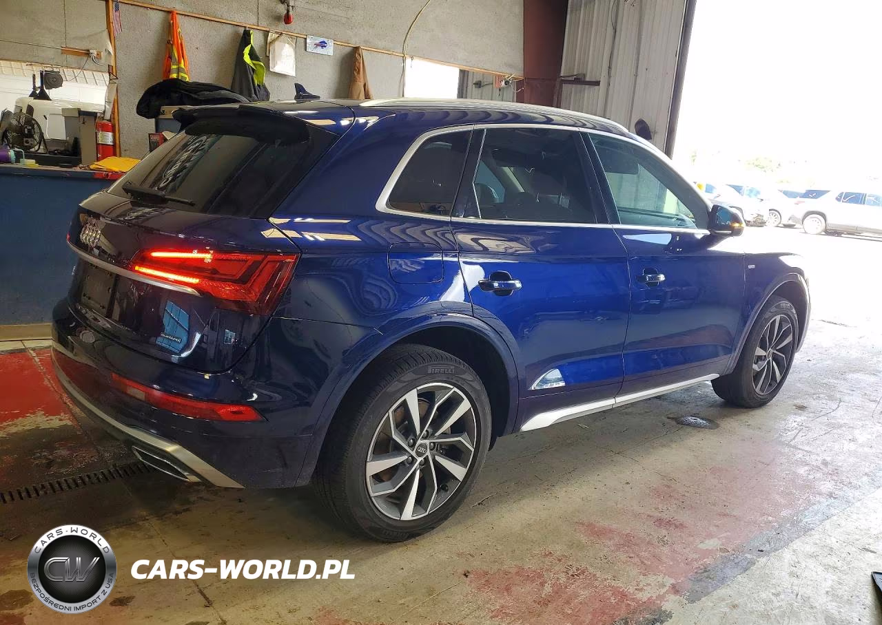 2022 Audi Q5 Premium 45 VIN:WA1GAAFY6N2001402 - 3