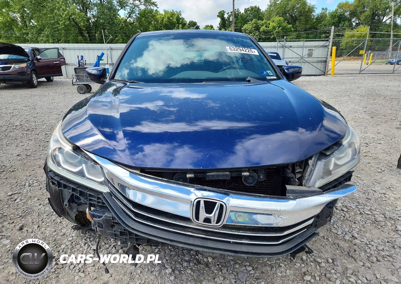 2016 Honda Accord Sport VIN:1HGCR2F52GA082210 - 5
