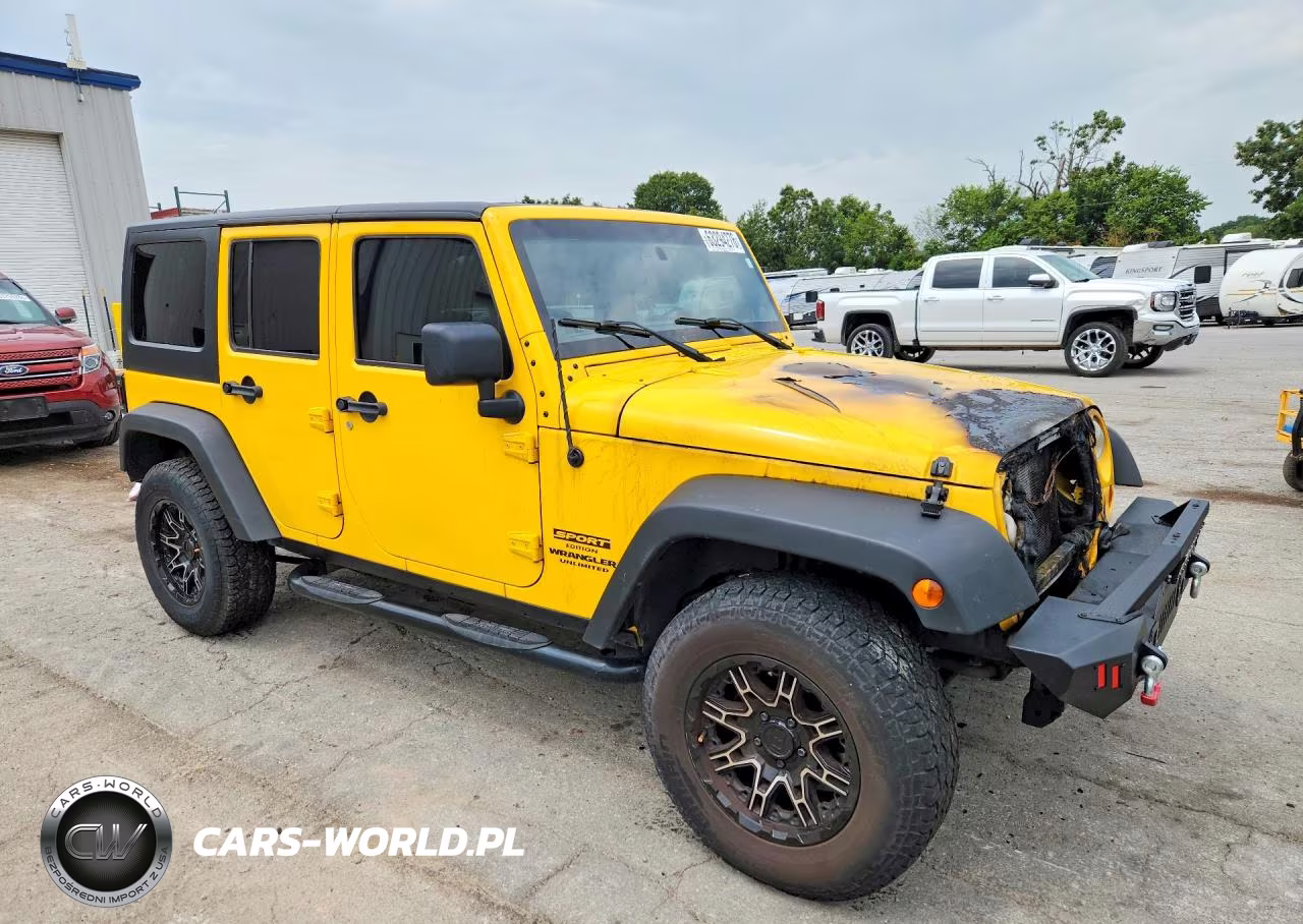 2011 Jeep Wrangler Unlimited Sport VIN:1J4BA3H17BL525430 - 4