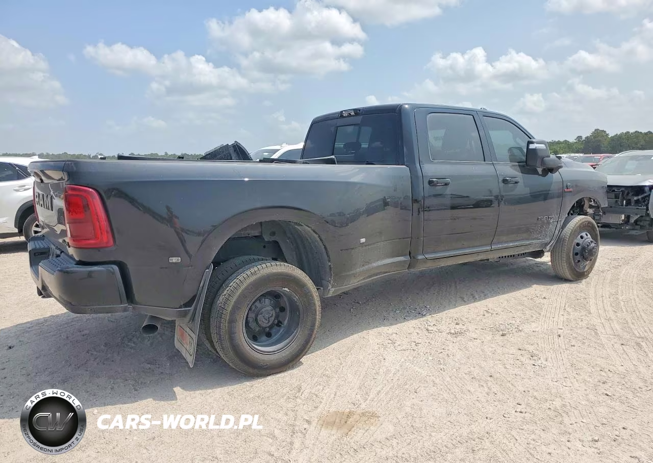 2026 Ram 3500 Laramie VIN:3C63RRJL9TG273140 - 3