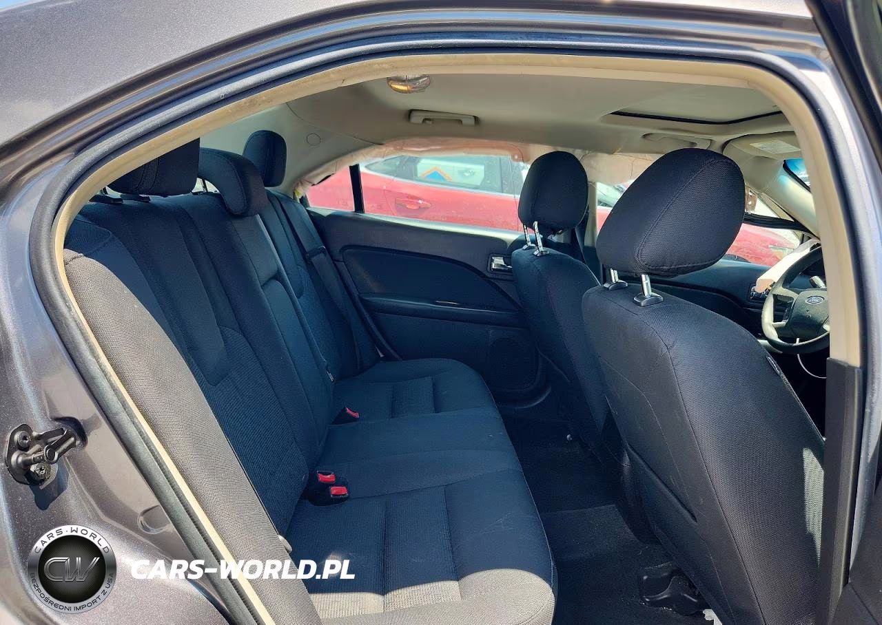 2012 Ford Fusion Se VIN:3FAHP0HA0CR410609 - 10