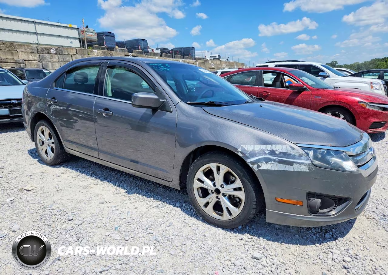 2012 Ford Fusion Se VIN:3FAHP0HA0CR410609 - 4