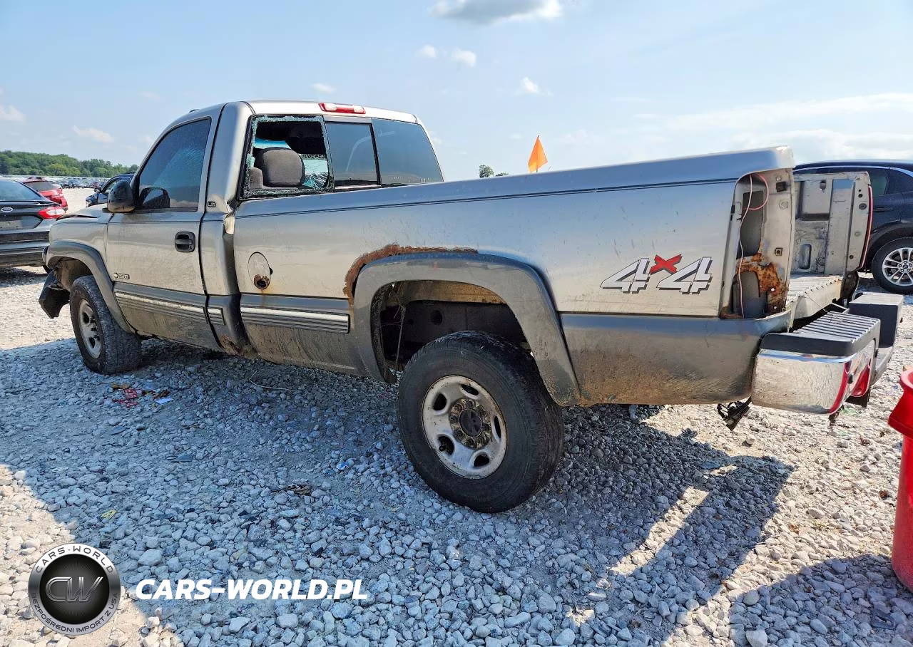 2000 Chevrolet Silverado K2500 VIN:1GCGK24U8YE148431 - 2