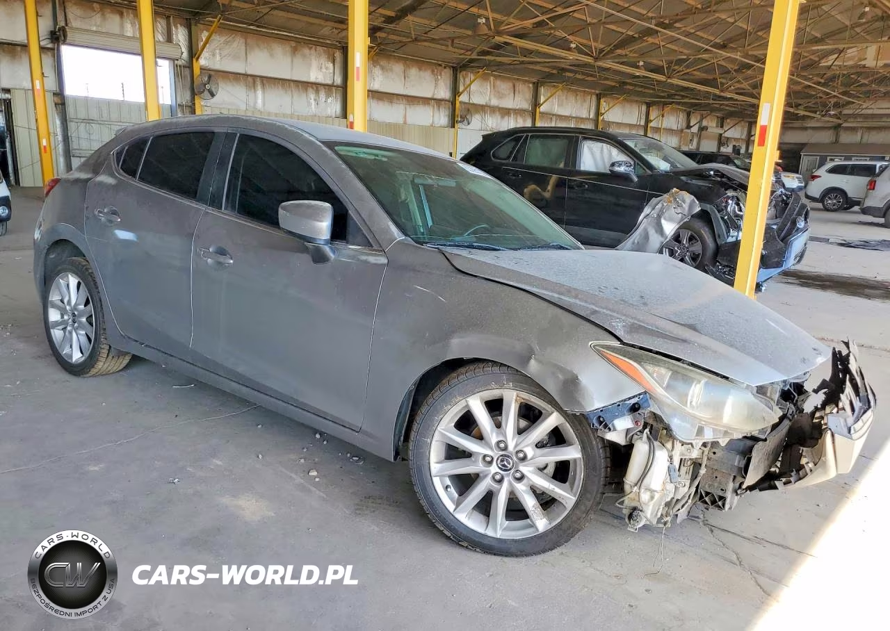 2014 Mazda 3 Touring VIN:JM1BM1L72E1101151 - 4