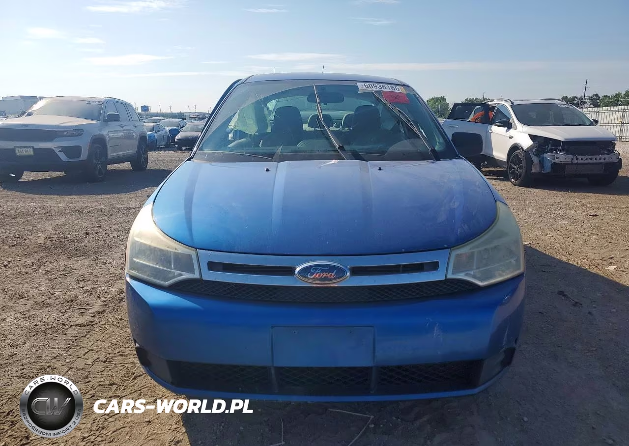 2010 Ford Focus Se VIN:1FAHP3FN6AW207175 - 5