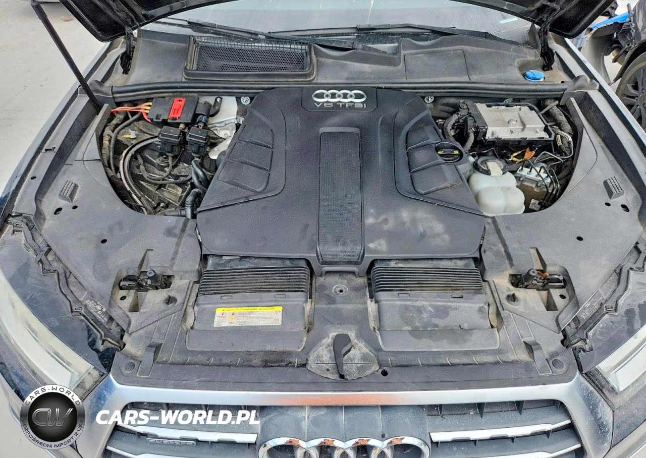 2017 Audi Q7 Premium Plus VIN:WA1LAAF77HD040255 - 11