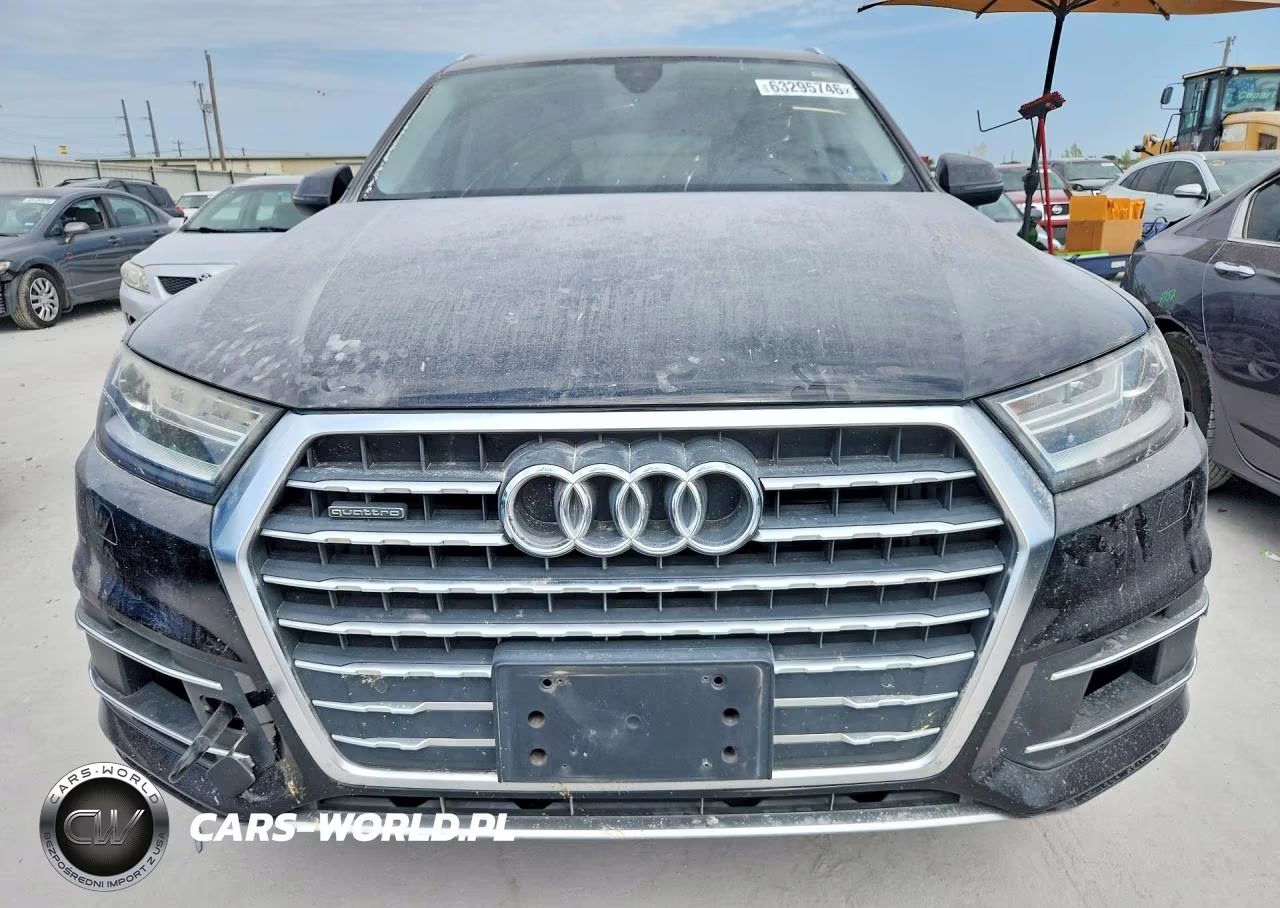 2017 Audi Q7 Premium Plus VIN:WA1LAAF77HD040255 - 5