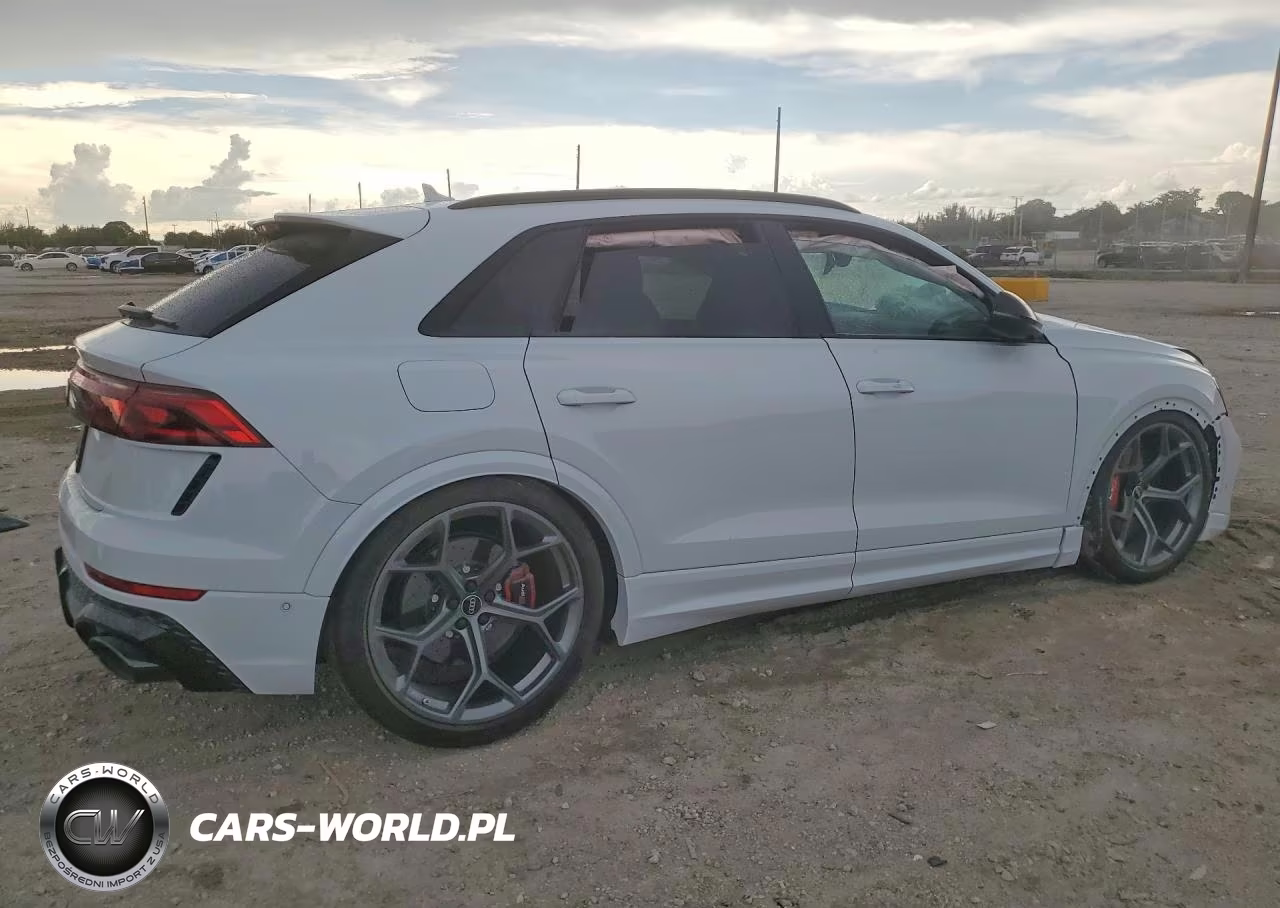 2026 Audi Rs Q8 VIN:WU1ARBF14TD002162 - 3
