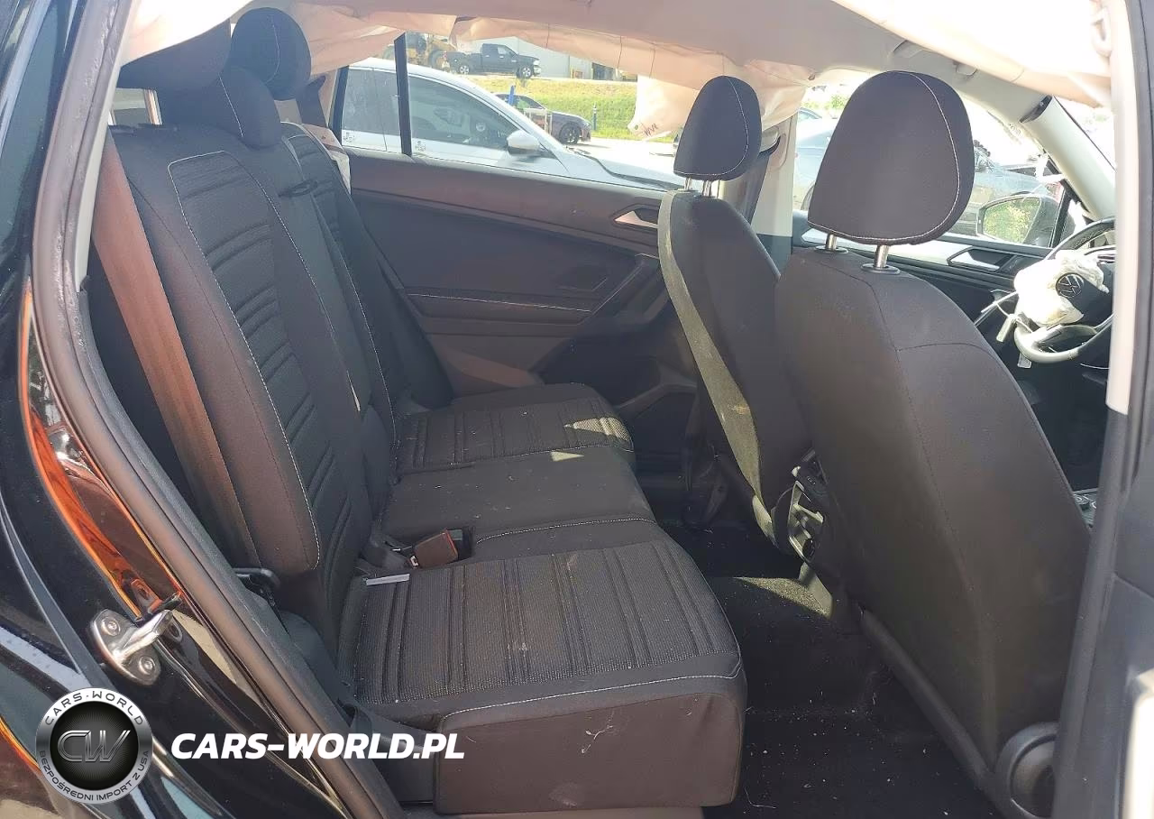 2024 Volkswagen Tiguan S VIN:3VVFB7AX8RM057258 - 10