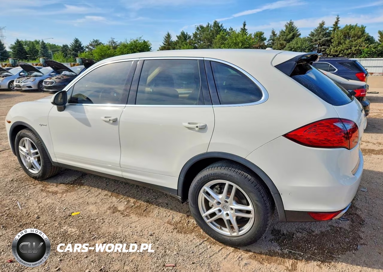 2012 Porsche Cayenne S Hybrid VIN:WP1AE2A28CLA91344 - 2