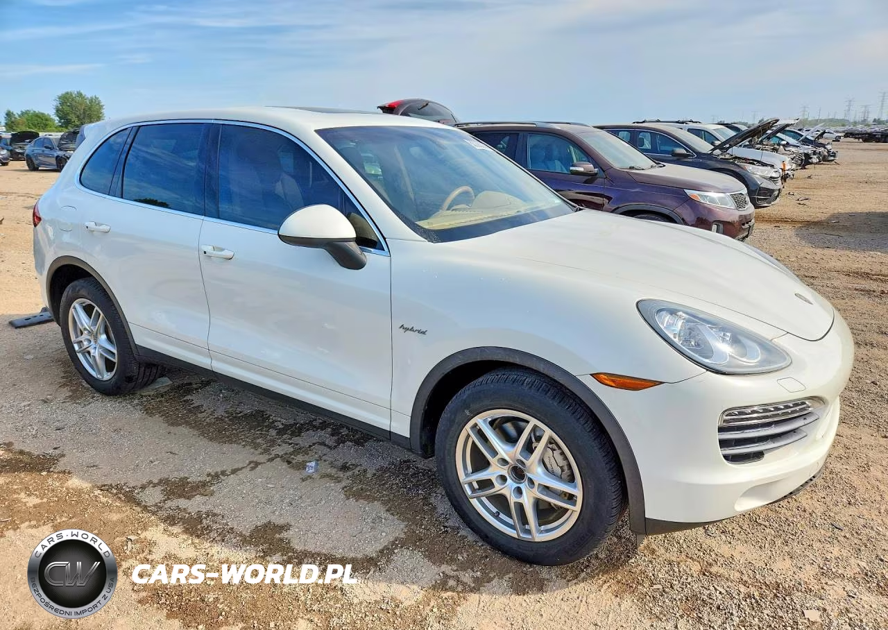 2012 Porsche Cayenne S Hybrid VIN:WP1AE2A28CLA91344 - 4