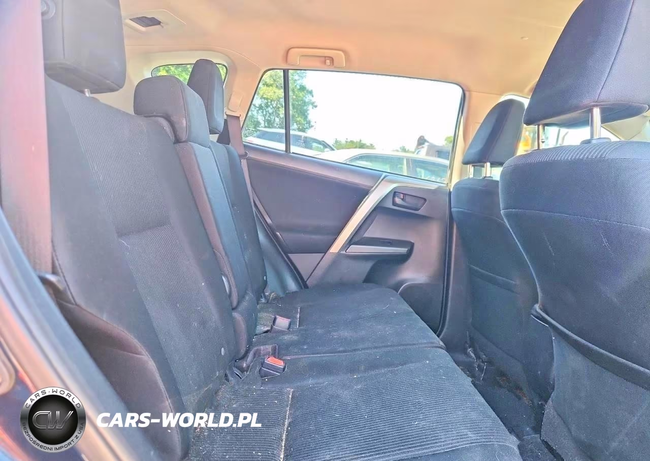 2018 Toyota Rav4 Le VIN:JTMBFREV5JJ745659 - 11
