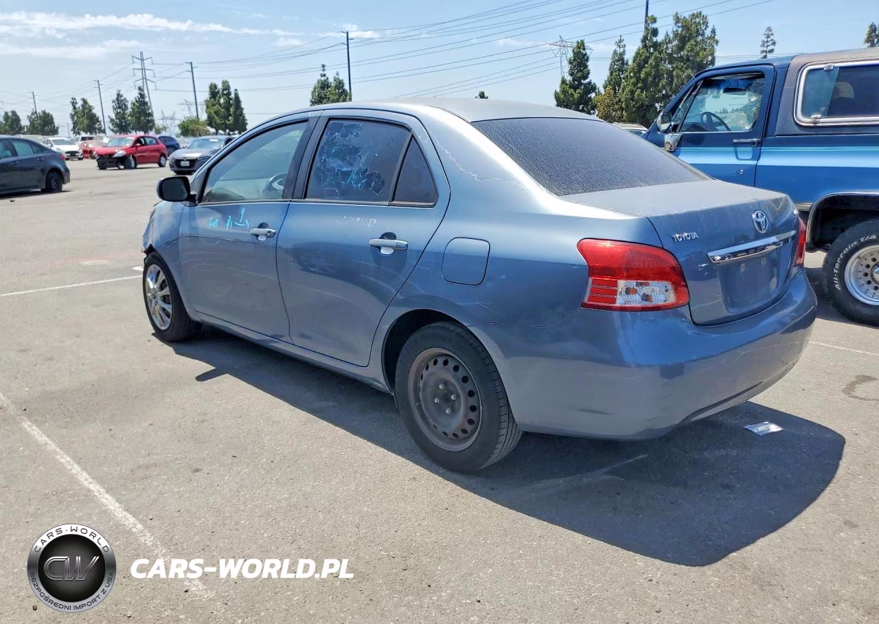 2010 Toyota Yaris Base VIN:JTDBT4K37A4069910 - 2