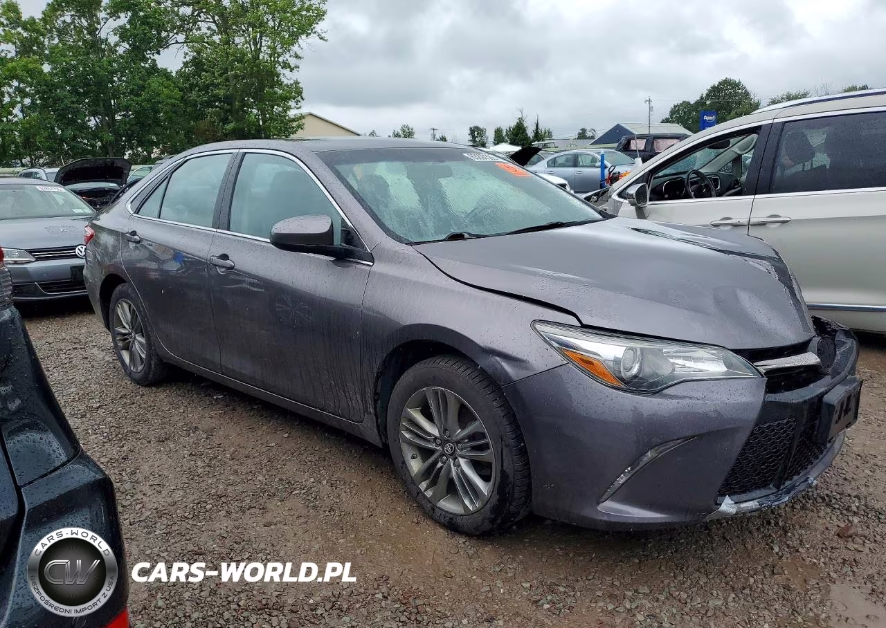 2016 Toyota Camry Se VIN:4T1BF1FK3GU244326 - 4
