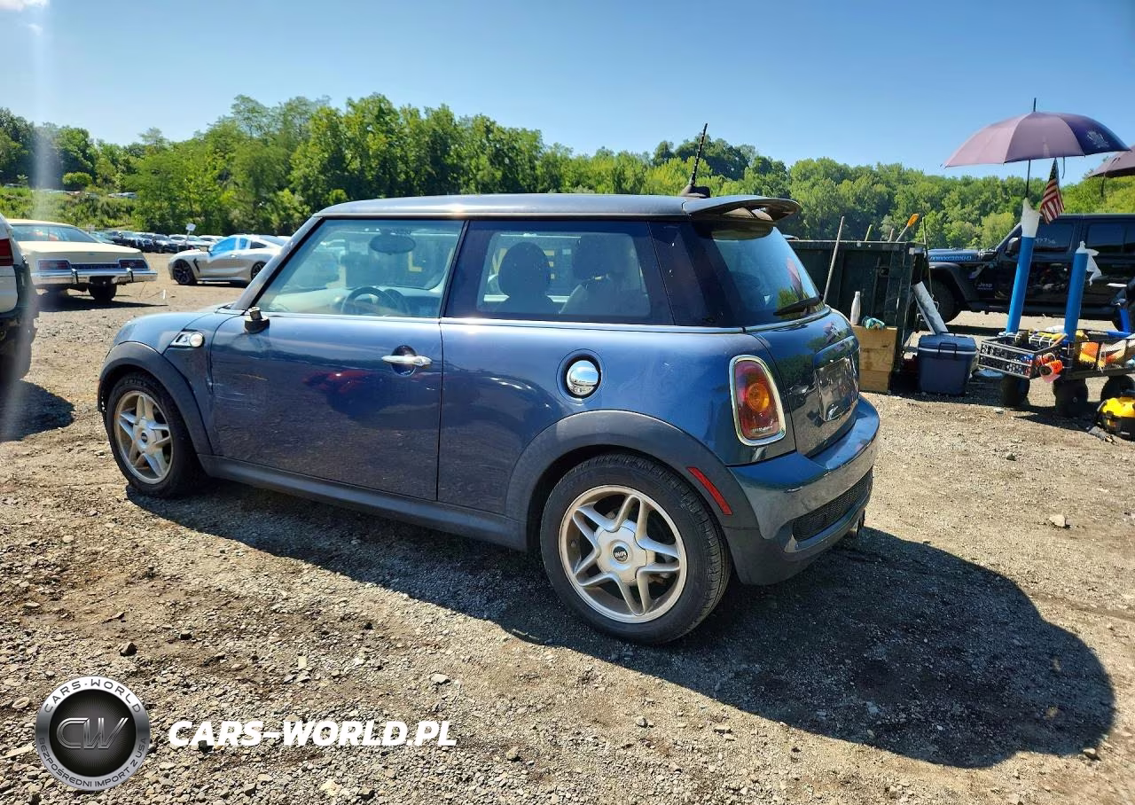 2010 Mini Cooper S VIN:WMWMF7C51ATZ68959 - 2