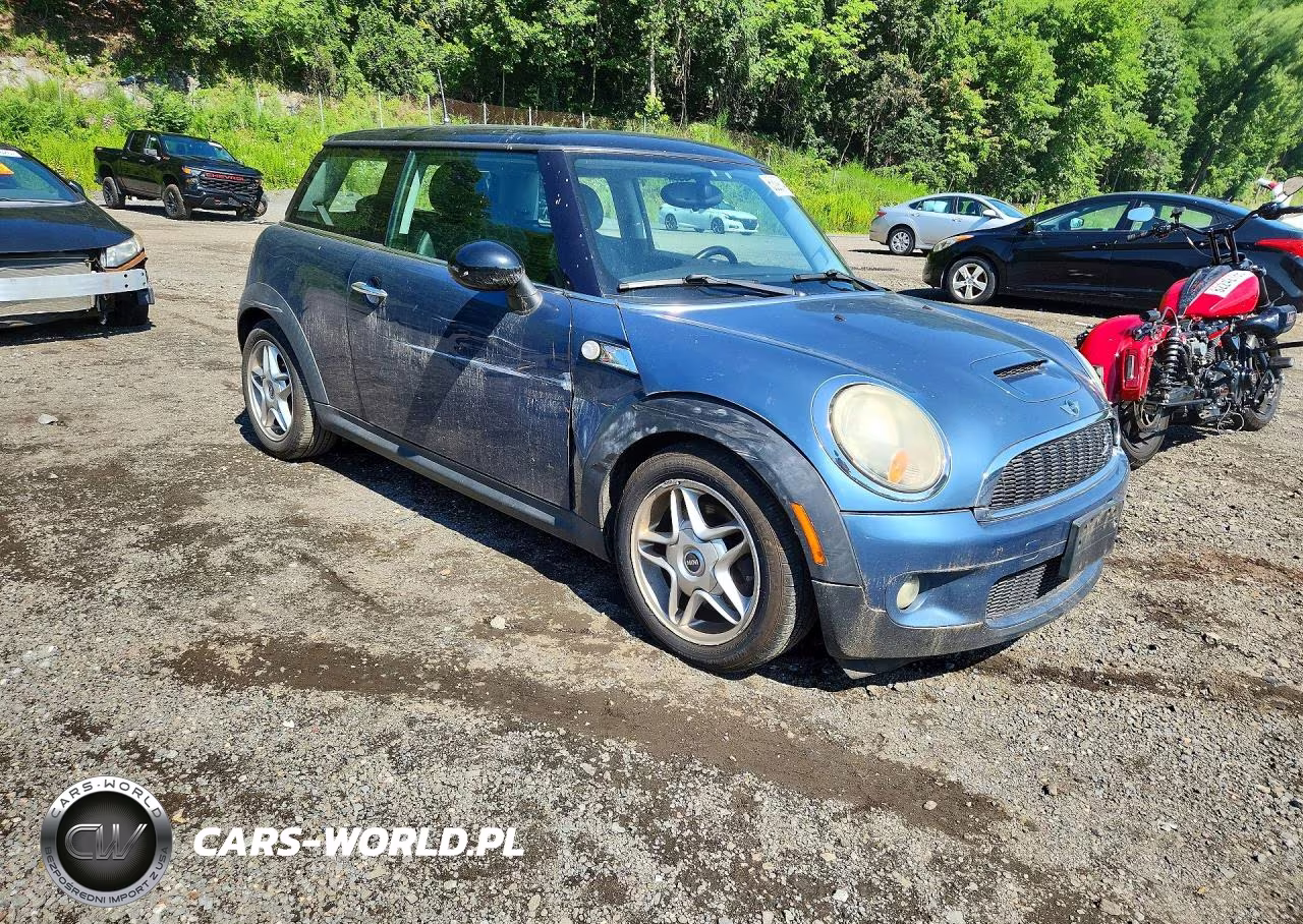 2010 Mini Cooper S VIN:WMWMF7C51ATZ68959 - 4