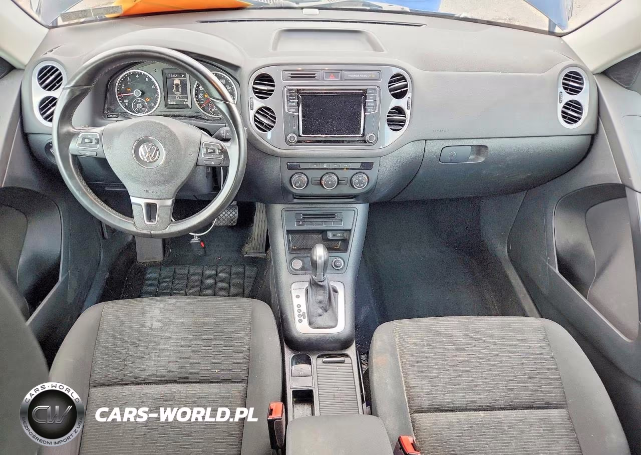 2017 Volkswagen Tiguan S VIN:WVGBV7AX8HK047013 - 8