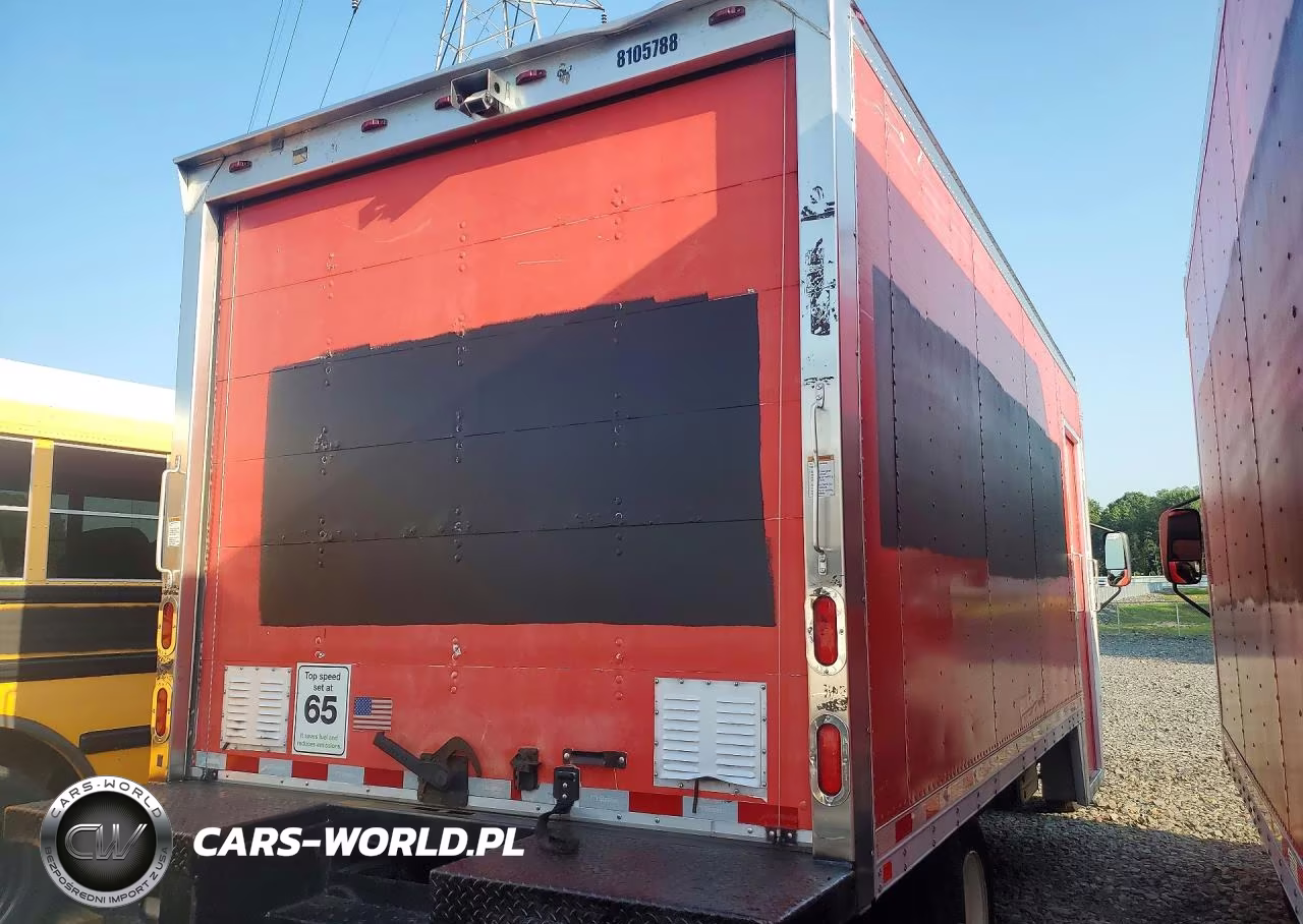 2018 Hino 195 Box Truck VIN:JHHSDM2H5JK006113 - 3