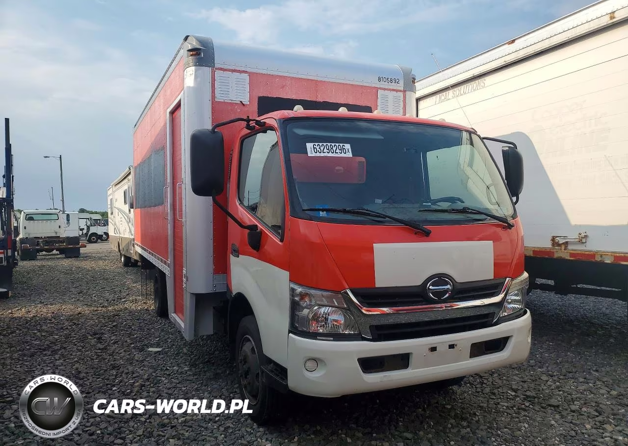 2017 Hino 195 Box Truck VIN:JHHSDM2H0HK005896 - 4
