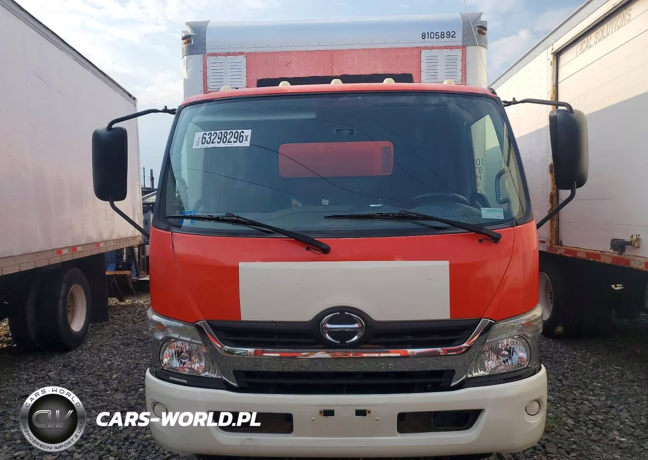 2017 Hino 195 Box Truck VIN:JHHSDM2H0HK005896 - 5