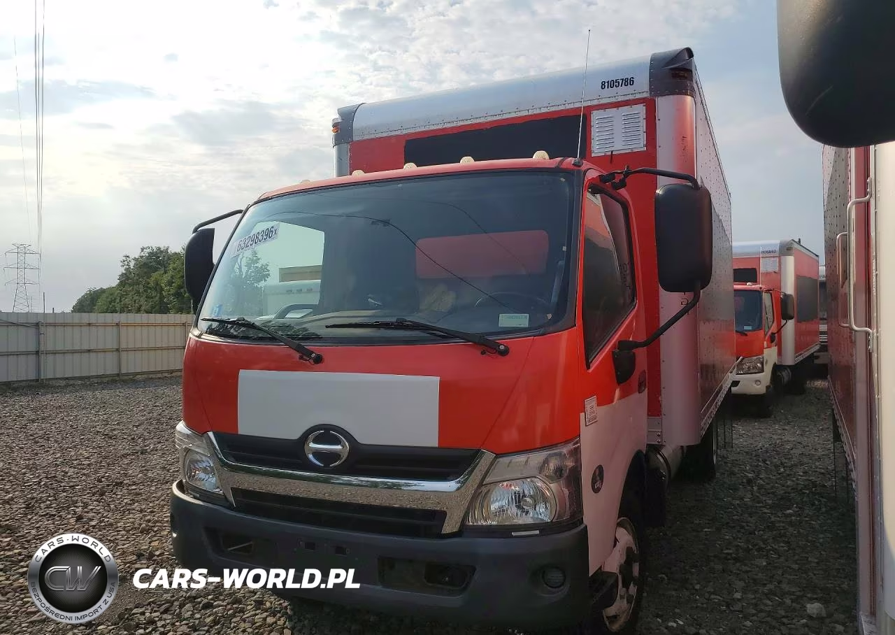 2018 Hino 195 – zdjęcie 1 z 13