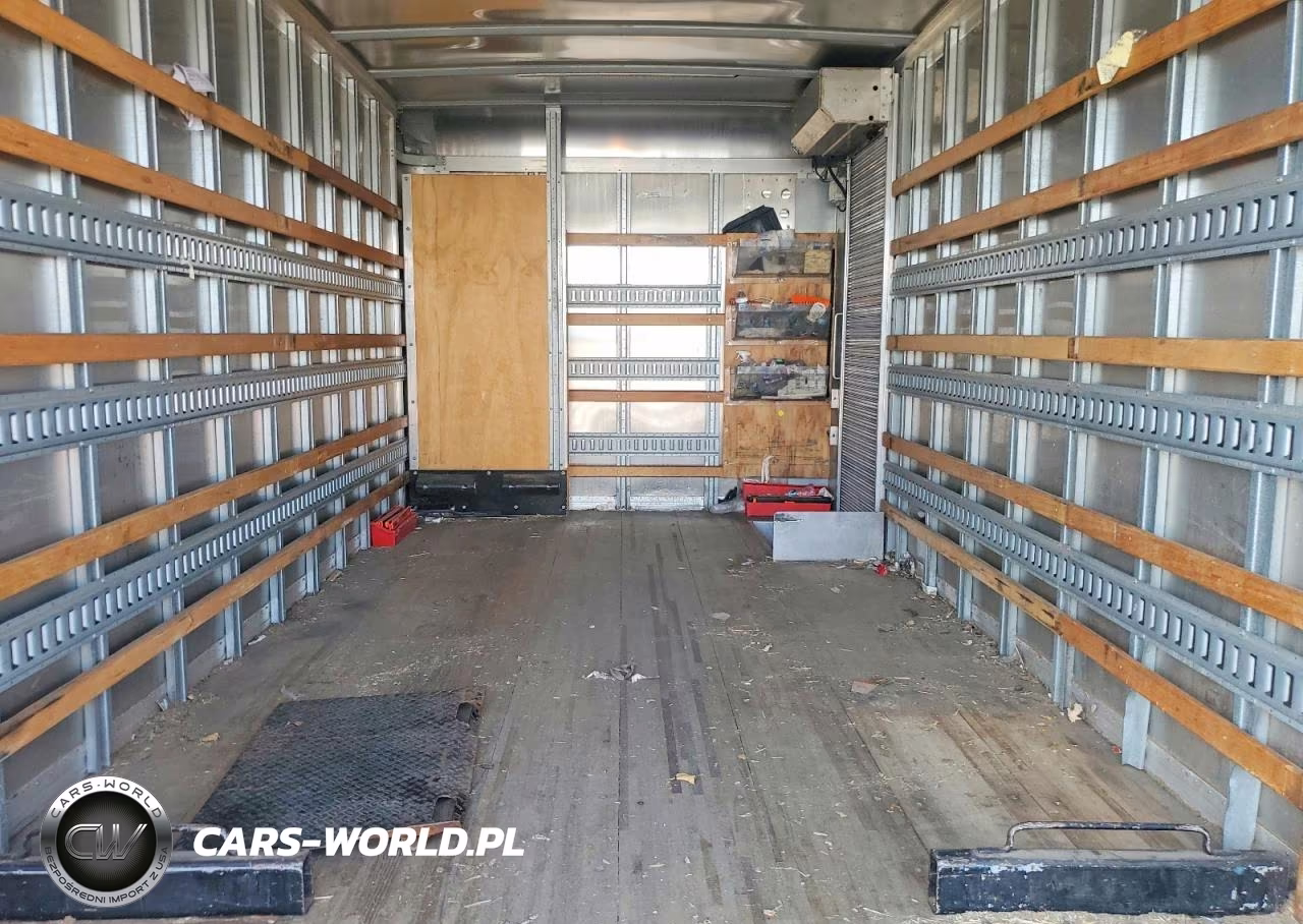 2018 Hino 195 VIN:JHHSDM2HXJK006110 - 10