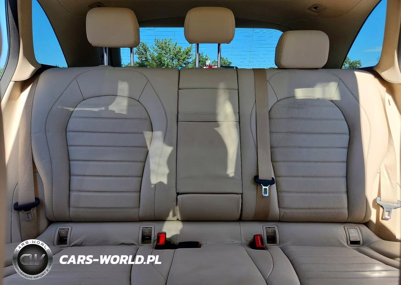 2017 Mercedes-Benz Glc 300 4Matic VIN:WDC0G4KB6HF220943 - 10