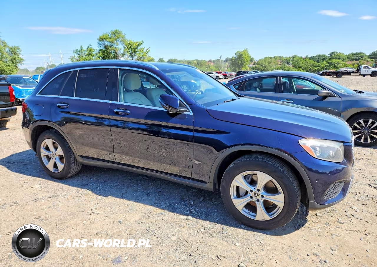 2017 Mercedes-Benz Glc 300 4Matic VIN:WDC0G4KB6HF220943 - 4