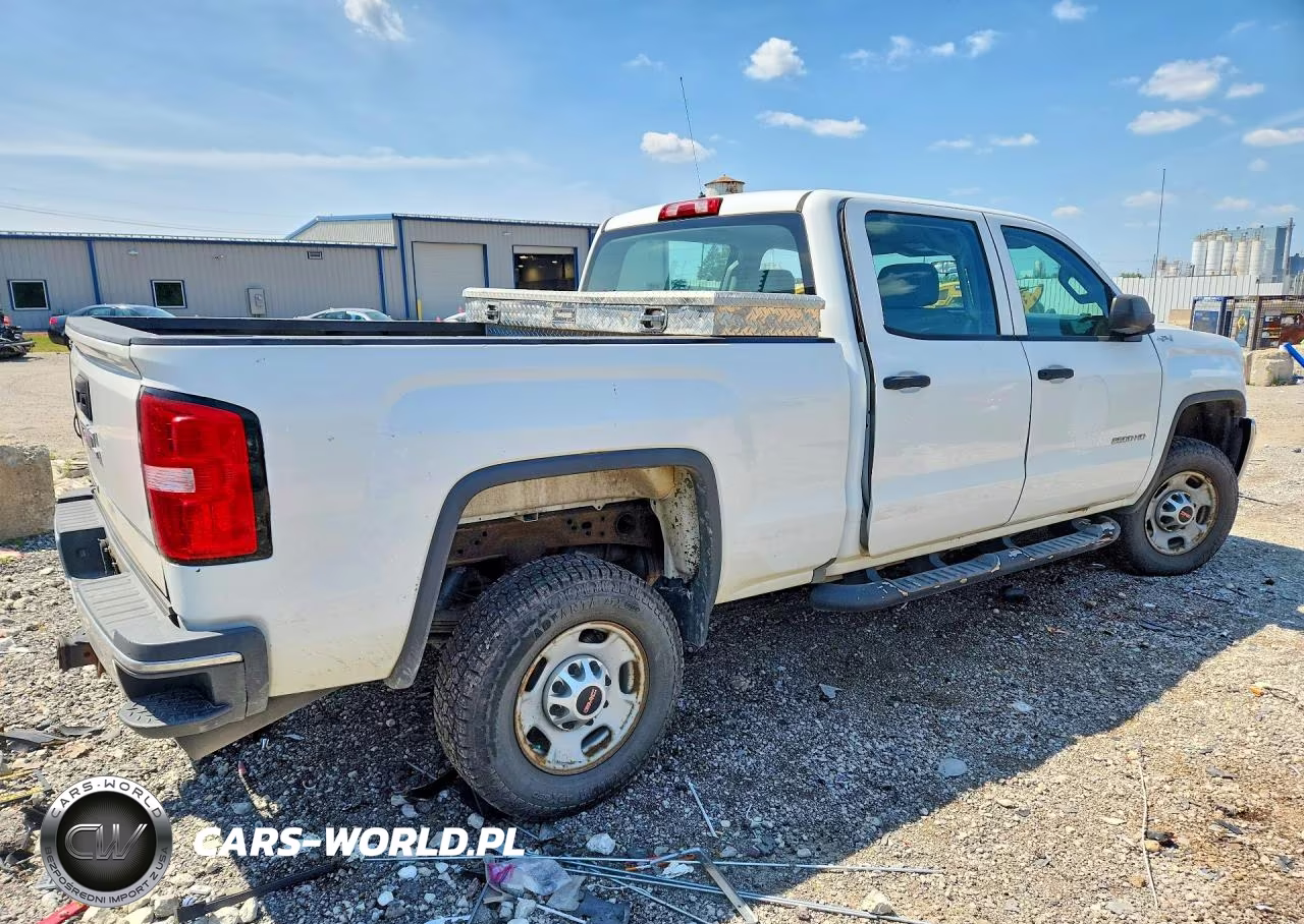 2016 GMC Sierra K2500 Standard VIN:1GT12REG6GF162845 - 3