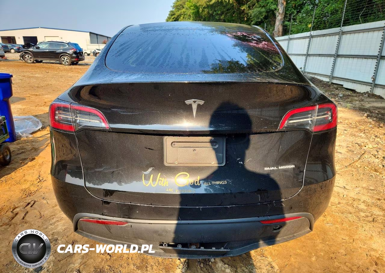 2023 Tesla Model Y VIN:7SAYGDEE8PA127844 - 6