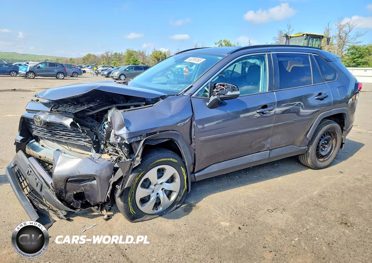 2020 Toyota Rav4 Le – zdjęcie 1 z 13