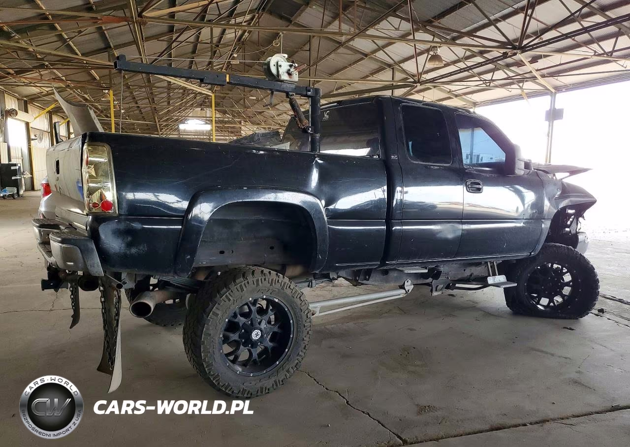 2002 GMC Sierra K2500 Heavy Duty VIN:1GTHK29U62E131776 - 3