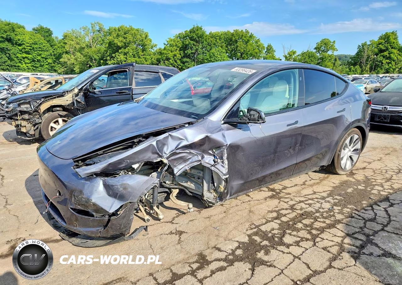 2023 Tesla Model Y – zdjęcie 1 z 13