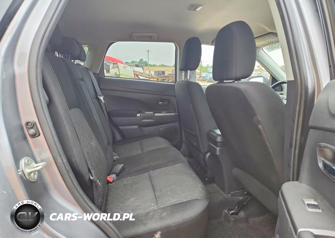 2021 Mitsubishi Outlander Sport Es VIN:JA4ARUAU2MU033092 - 11