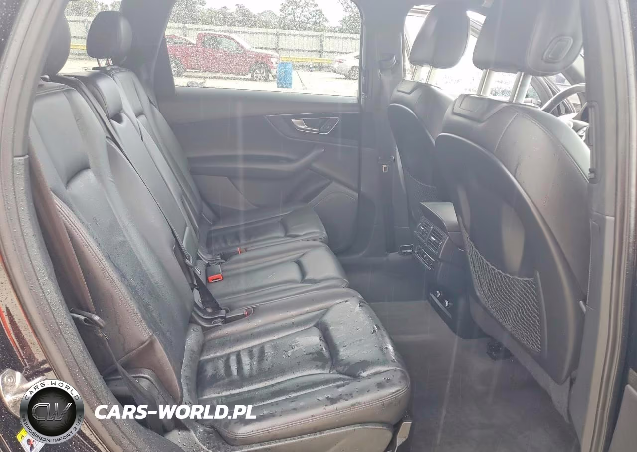 2018 Audi Q7 Premium VIN:WA1AAAF74JD012264 - 11