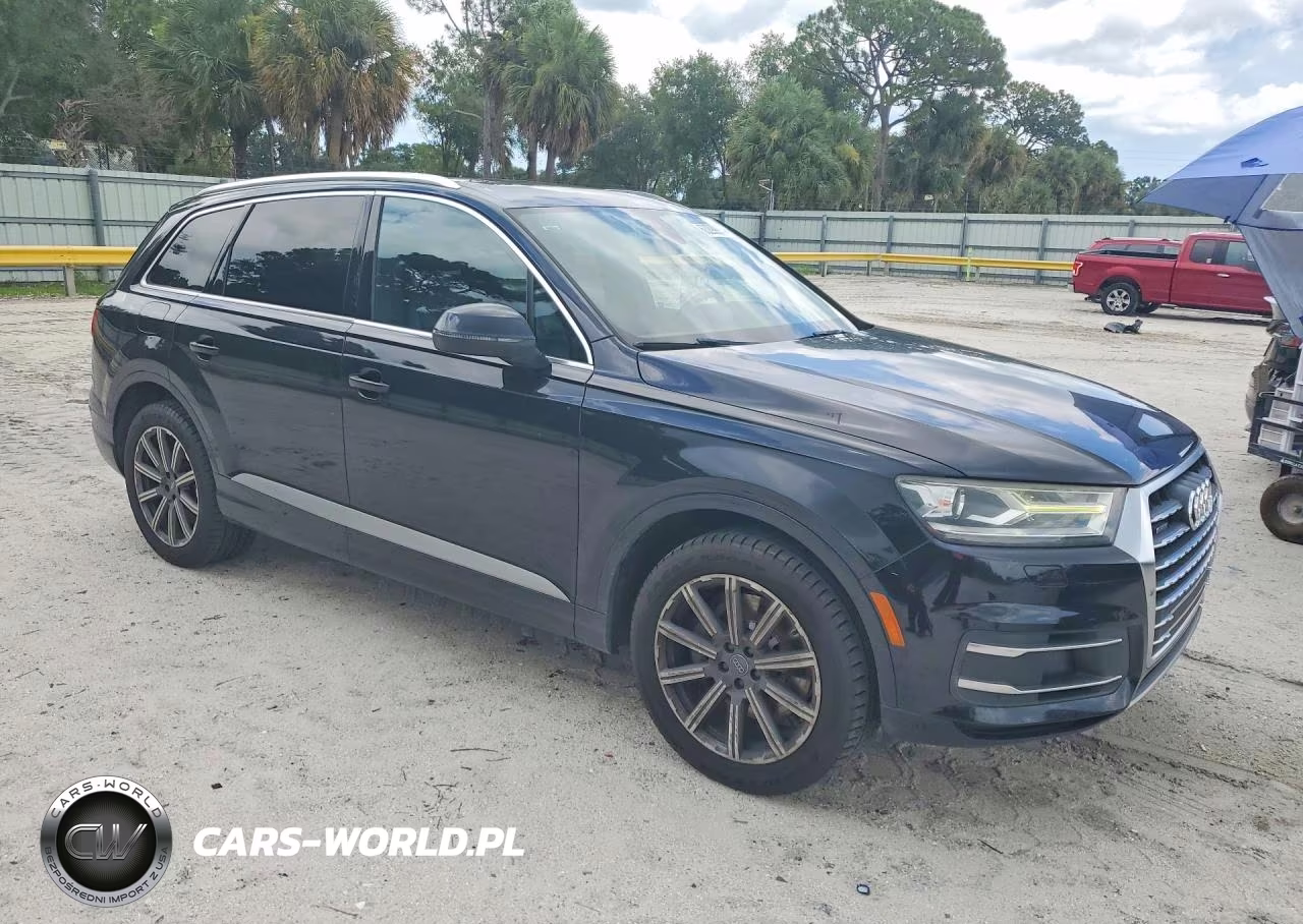 2018 Audi Q7 Premium VIN:WA1AAAF74JD012264 - 4